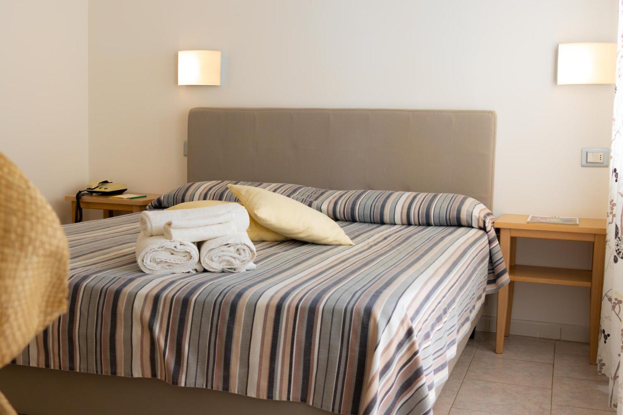 Hotel Garden Praia a Mare Luaran gambar