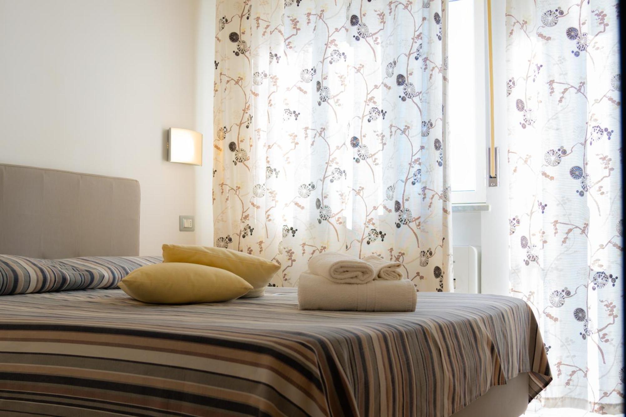 Hotel Garden Praia a Mare Luaran gambar